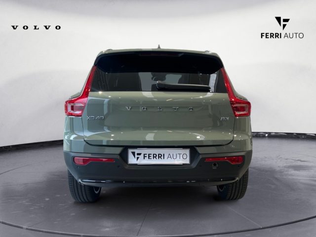 VOLVO XC40 B3 AUTOMATICO ULTRA DARK - foto 7