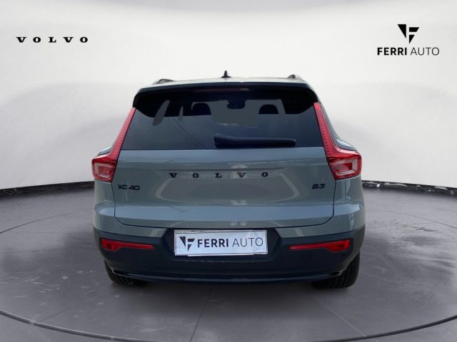VOLVO XC40 B3 AUTOMATICO ULTRA BLACK EDITIO - foto 5