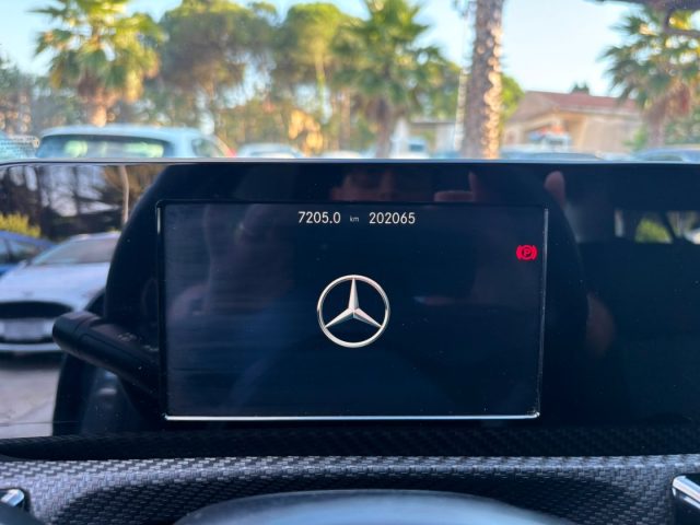 MERCEDES-BENZ CLA 200 D - foto 13