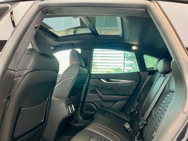 MASERATI LEVANTE 3.8 V8 TROFEO 580CV AUTO - foto 11