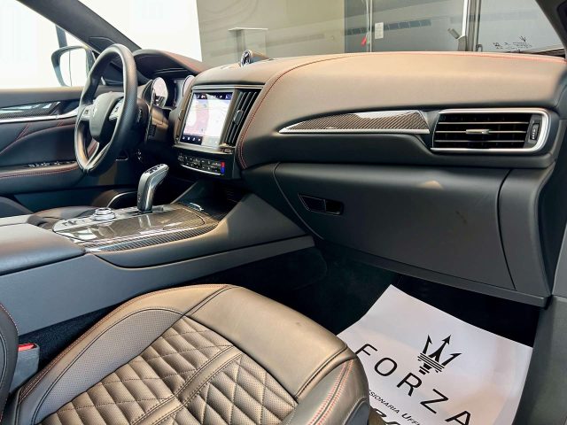 MASERATI LEVANTE 3.8 V8 TROFEO 580CV AUTO - foto 13
