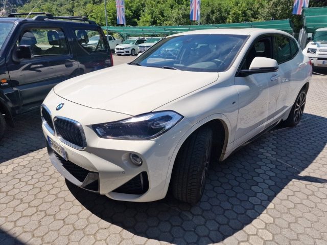 BMW X2 Bianco pastello