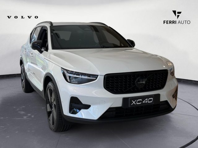 VOLVO XC40 B3 AUTOMATICO PLUS BLACK EDITION - foto 4