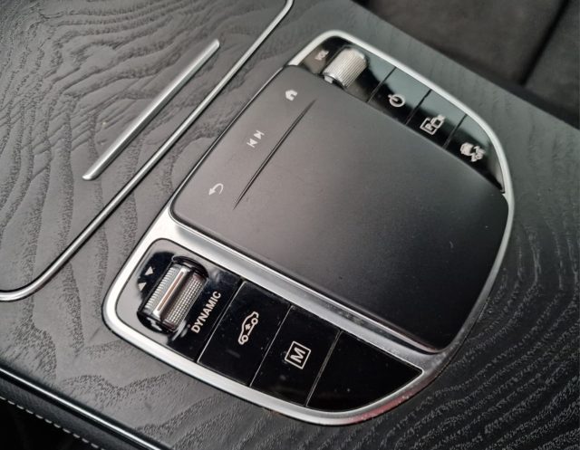 MERCEDES-BENZ GLC 300 DE 4MATIC EQ-POWER PREMIUM AMG - foto 17