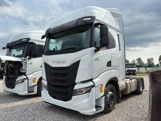 IVECO TRATTORE STRADALE S-WAY 490 usato