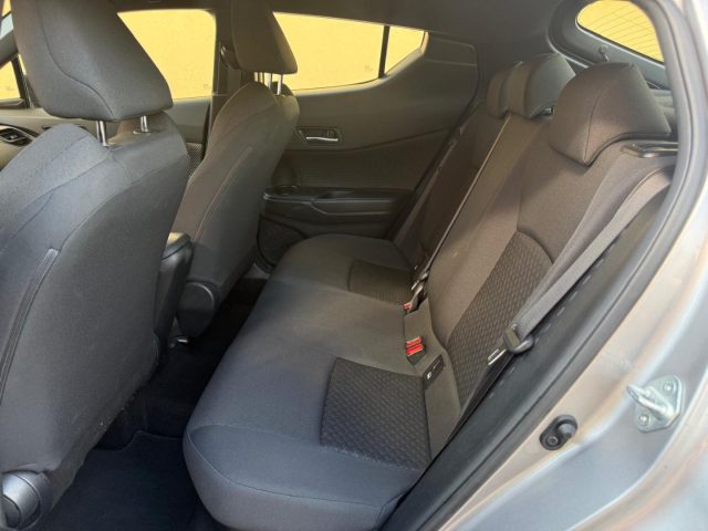 TOYOTA C-HR 1.8 HYBRID E-CVT BUSINESS - foto 12