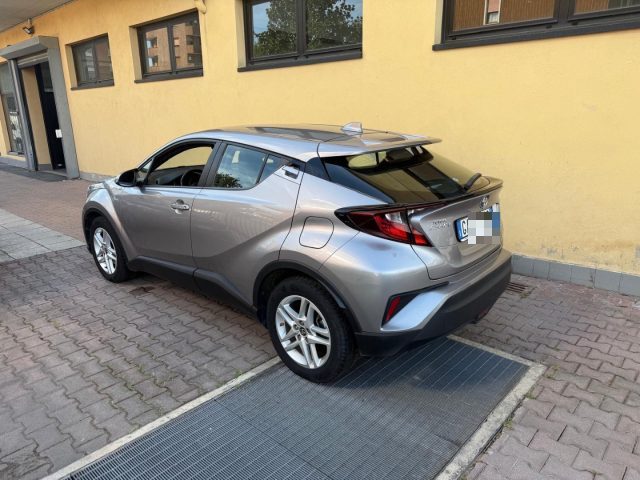 TOYOTA C-HR 1.8 HYBRID E-CVT BUSINESS - foto 4