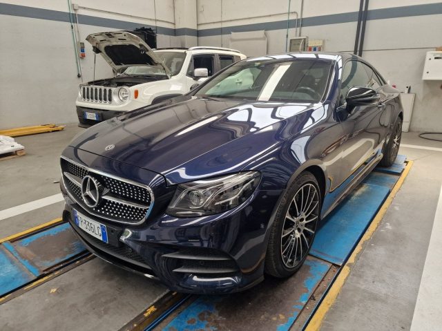 MERCEDES-BENZ CLA Blu metallizzato