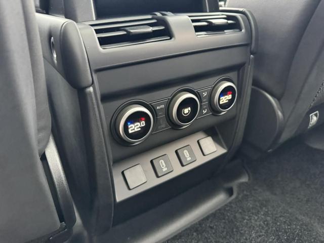 LAND ROVER DEFENDER 110 3.0D I6 350 CV AWD AUTO X-DY - foto 9