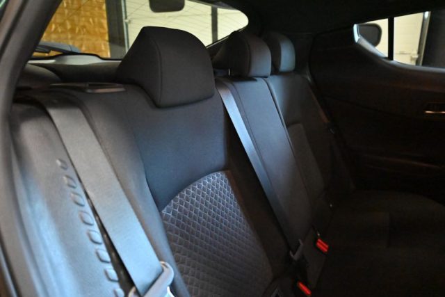 TOYOTA C-HR 1.8 HYBRID GR SPORT 2WD E-CVT AU - foto 28