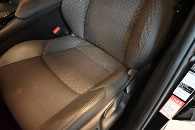 TOYOTA C-HR 1.8 HYBRID GR SPORT 2WD E-CVT AU - foto 43