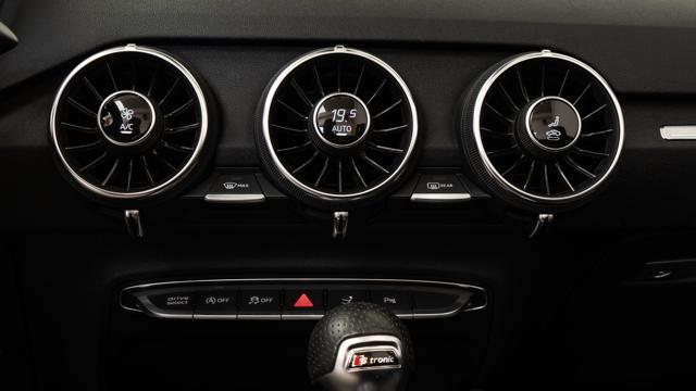 AUDI TT ROADSTER 40 TFSI S TRONIC - foto 15