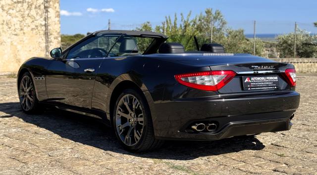 MASERATI GRANCABRIO 4.7 V8 SPORT (SOLO 29.650 KM CER - foto 34