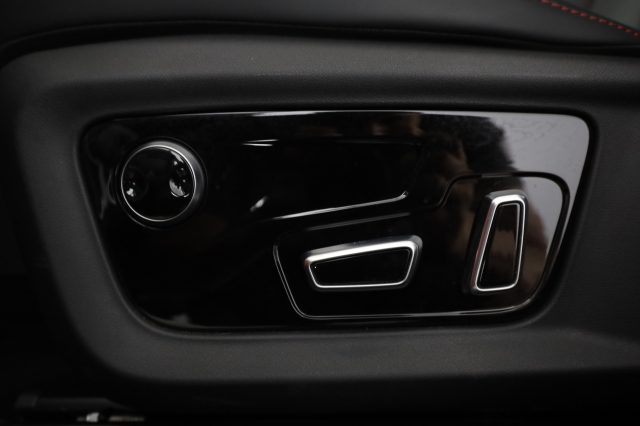FORTHING T5 EVO FRIDAY 1.5 TGDI - foto 15