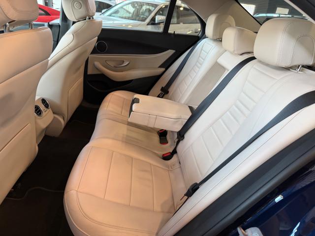MERCEDES-BENZ E 220 D 4MATIC AUTO PREMIUM PLUS AMG - foto 15