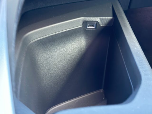 PEUGEOT 3008 HYBRID 145 E-DCS6 ALLURE - foto 13