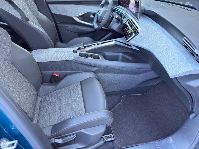 PEUGEOT 3008 HYBRID 145 E-DCS6 ALLURE PACK NA - foto 9