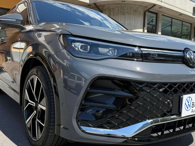 VOLKSWAGEN TIGUAN TIGUAN III 2024 1.5 ETSI R-LINE - foto 8
