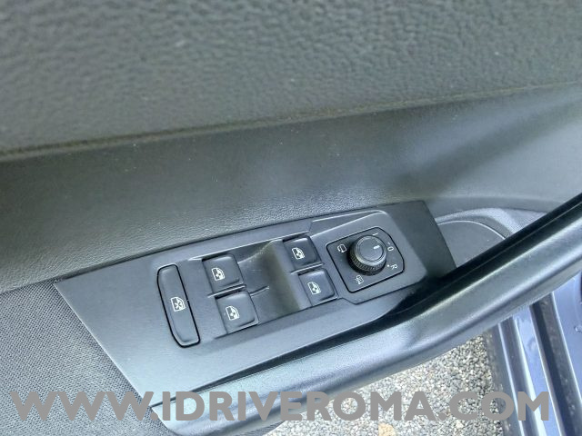 VOLKSWAGEN POLO POLO 1.0 TSI LIFE 95CV "SMOKY GR - foto 10