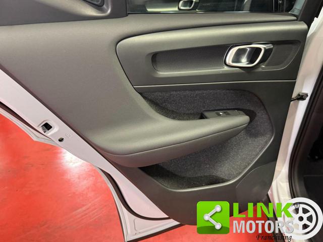 VOLVO XC40 D3 R-DESIGN MANUALE IVA FULL PEL - foto 20