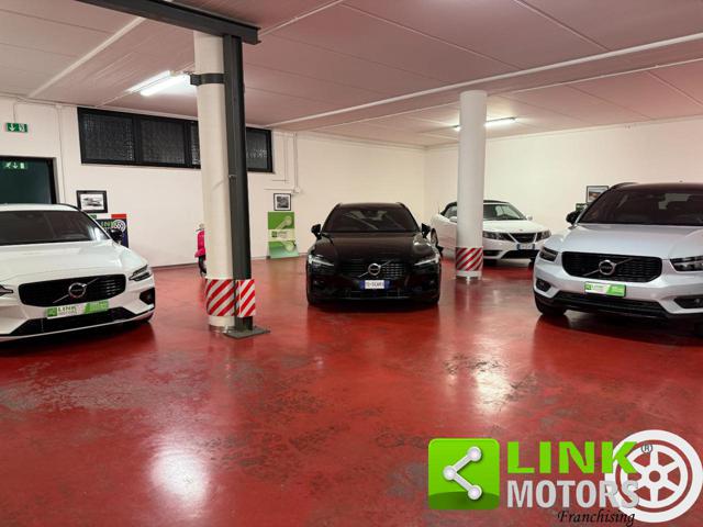 VOLVO XC40 D3 R-DESIGN MANUALE IVA FULL PEL - foto 40