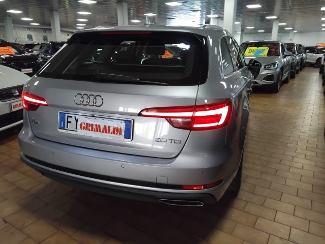AUDI A4 AVANT 30 TDI S TR. BUSIN. EVO 17 - foto 6