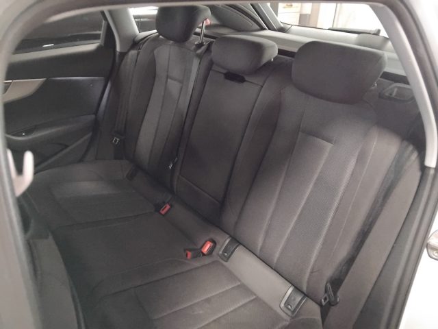 AUDI A4 AVANT 30 TDI S TR. BUSIN. EVO 17 - foto 9
