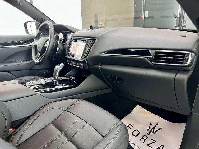MASERATI LEVANTE 2.0 HYBRID MHEV GT 330CV AUTO ,  - foto 12