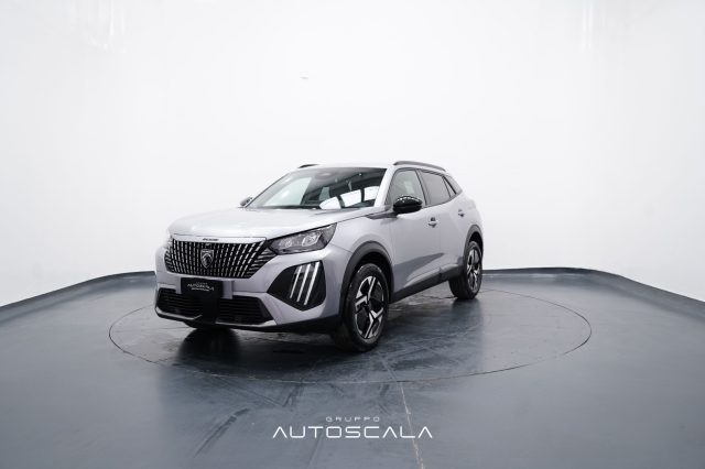 PEUGEOT 2008 Elettrica/Benzina 2025 usata, Napoli