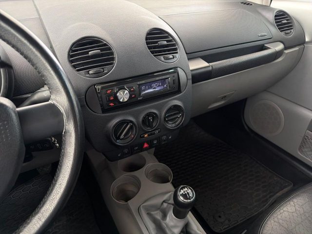 VOLKSWAGEN NEW BEETLE 2.0 NEOPATENTATI - foto 10