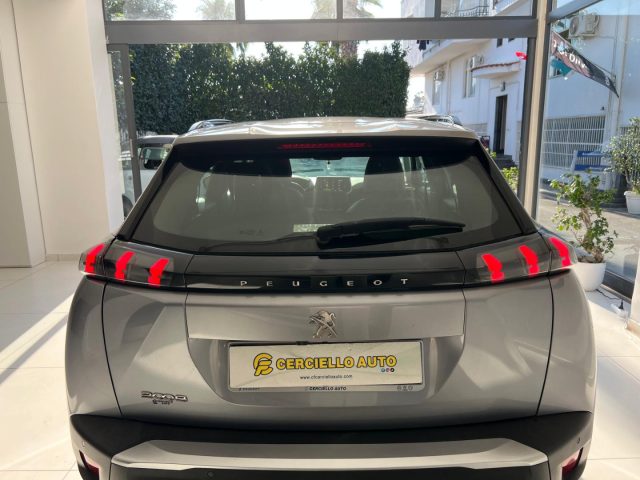 PEUGEOT 2008 usata, con Controllo automatico clima