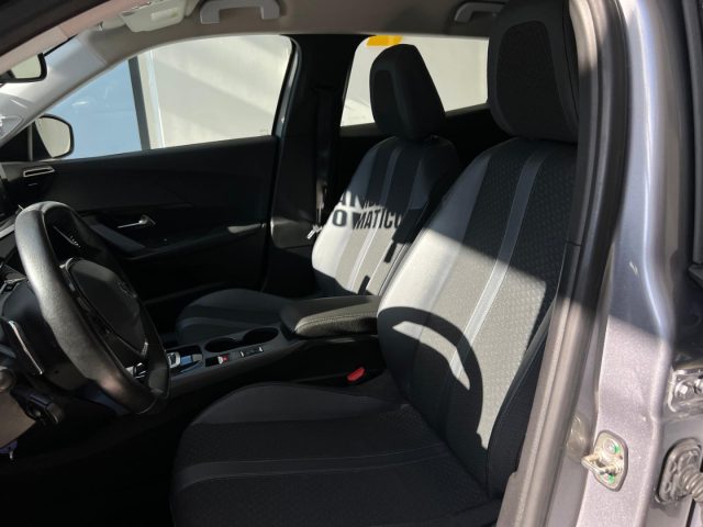 PEUGEOT 2008 usata, con USB