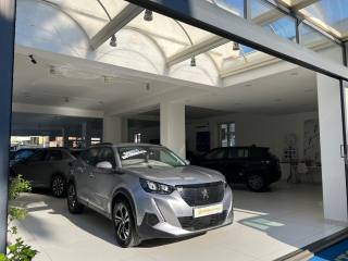 PEUGEOT 2008 usata, con Airbag laterali