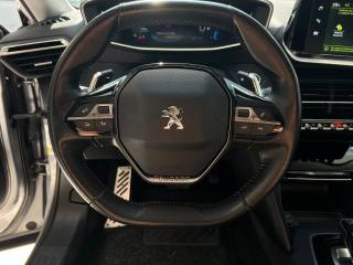 PEUGEOT 2008 usata, con Sistema di navigazione