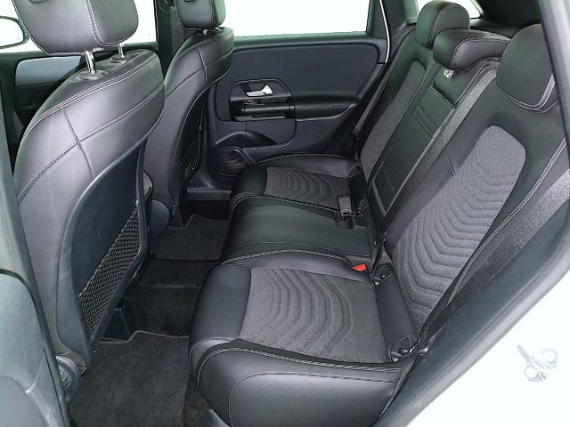 MERCEDES-BENZ B 180 D SPORT EXTRA AUTO - foto 15