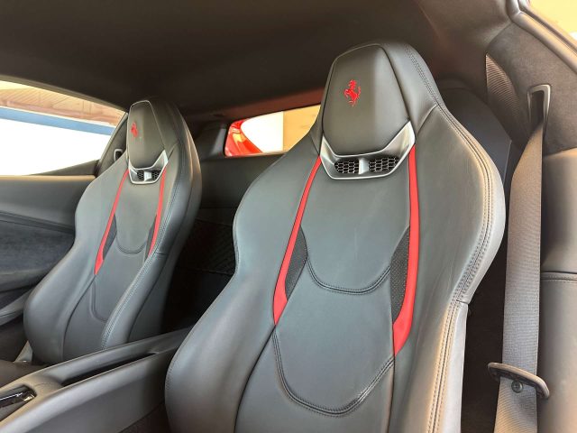 FERRARI 296 3.0 GTB - foto 6