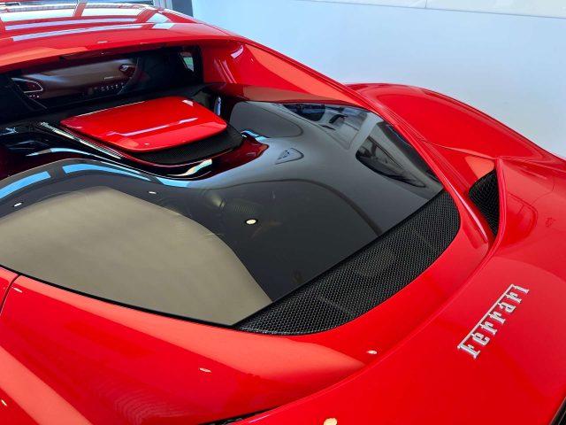 FERRARI 296 3.0 GTB - foto 11