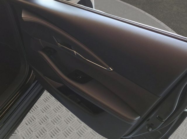 MAZDA CX-30 E-SKYACTIV-G M HYBRID 2WD AD'VAN - foto 17