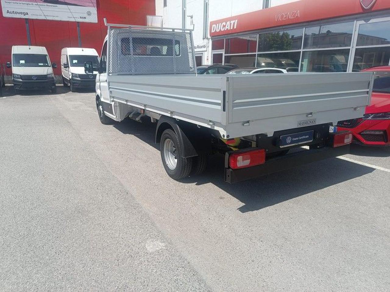 immagine usato VOLKSWAGEN Crafter 50/35 2.0 TDI 163CV EVIe RWD PL-RG