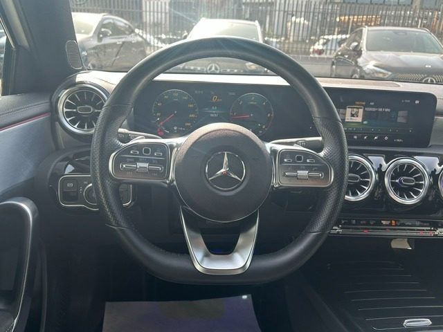 MERCEDES-BENZ A 180 D AUTOMATIC PREMIUM - foto 9