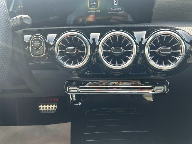 MERCEDES-BENZ A 180 D AUTOMATIC PREMIUM - foto 17