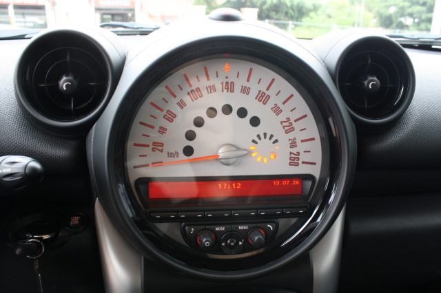 MINI COUNTRYMAN COOPER D - foto 16