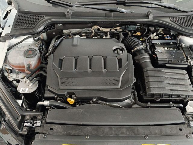 SKODA OCTAVIA 2.0 TDI 150 CV DSG WAGON EXECUTI - foto 25