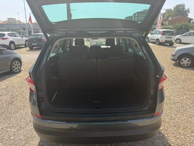 SKODA KODIAQ 1.4 TSI EXECUTIVE 7POSTI - foto 9