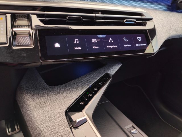 PEUGEOT 3008 HYBRID 136 E-DCS6 GT - foto 16
