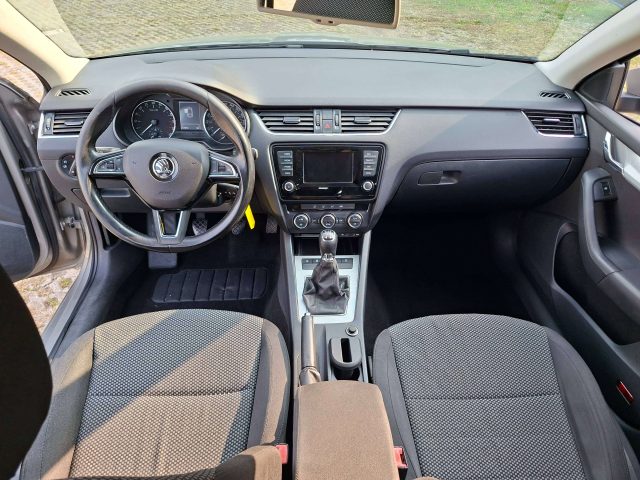 SKODA OCTAVIA WAGON 1.6 TDI CR AMBITION 105CV  - foto 7