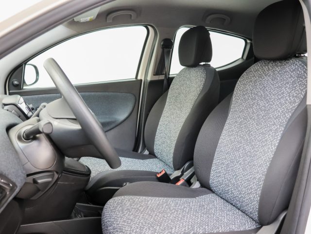 LANCIA YPSILON 1.0 FIREFLY S&S HYBRID SILVER *P - foto 8