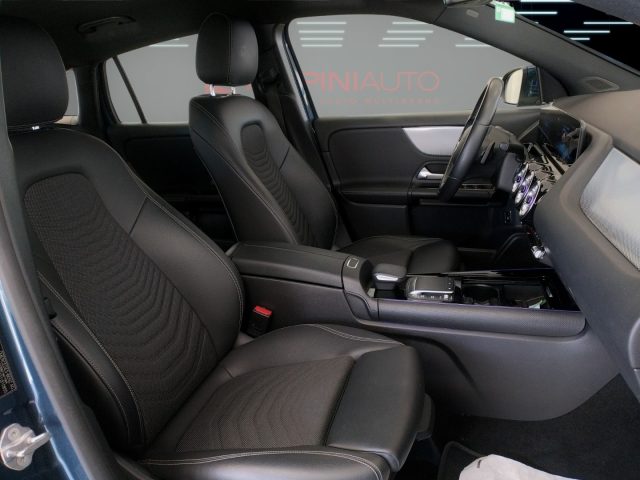 MERCEDES-BENZ GLA 180 D AUTOMATIC SPORT KM 73.000 IVA  - foto 18