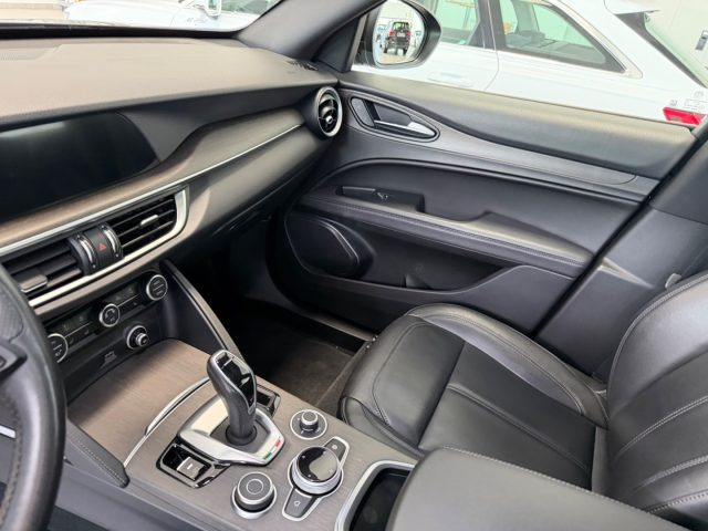 ALFA ROMEO STELVIO 2.2 TURBODIESEL 210 CV AT8 Q4 TI - foto 11
