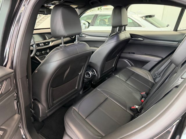 ALFA ROMEO STELVIO 2.2 TURBODIESEL 210 CV AT8 Q4 TI - foto 12